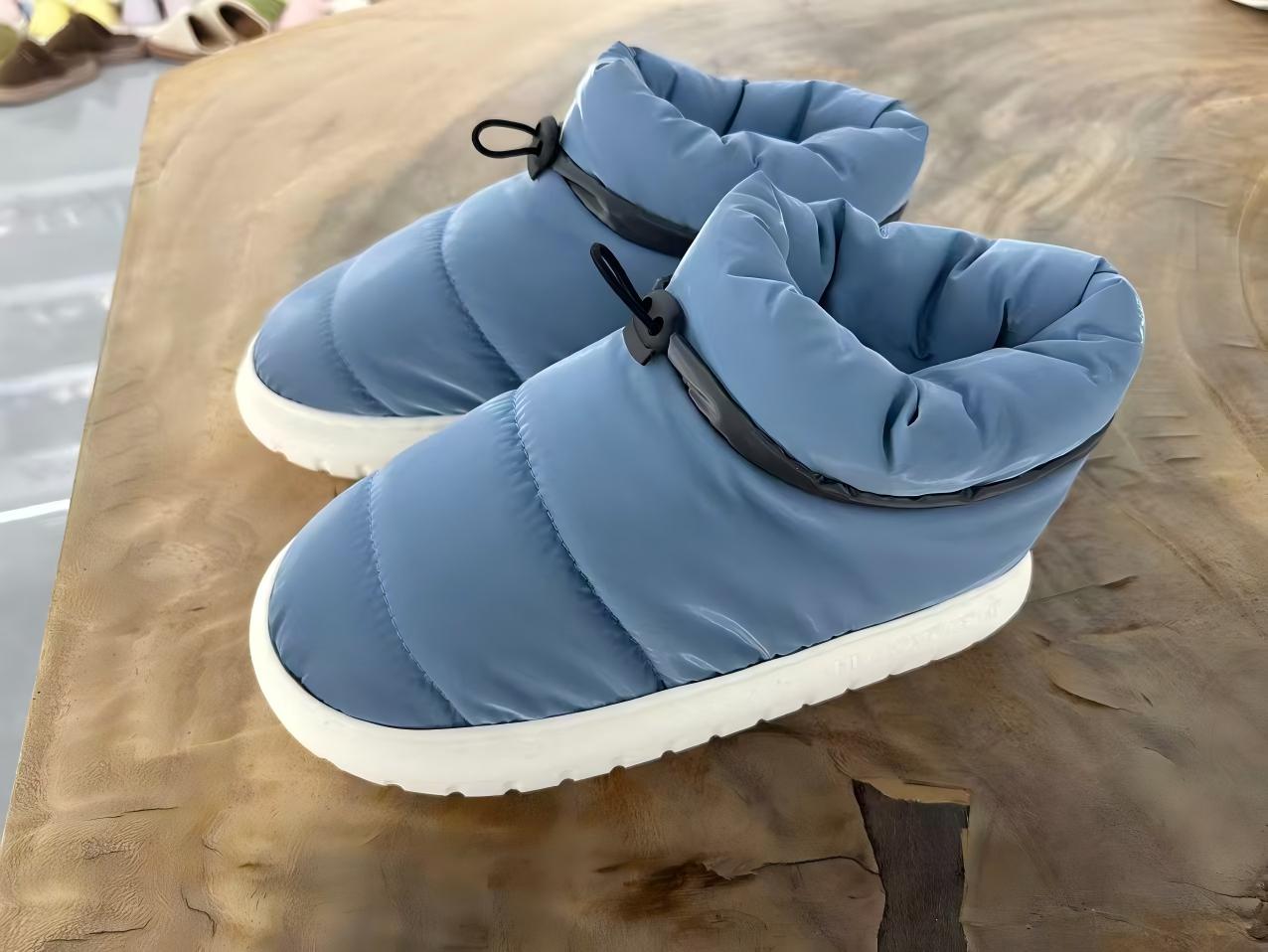 Vandeniui atsparios neslystančios medvilninės šlepetės su pūkais